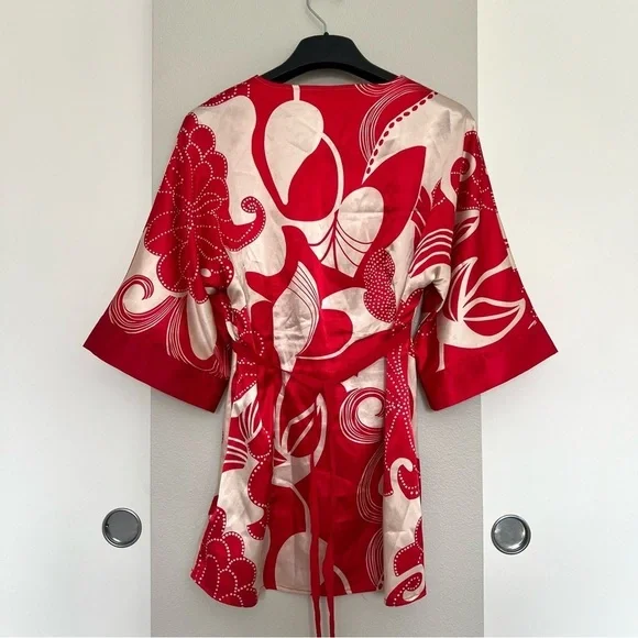 Vintage Y2K Charlotte Russe Silk Babydoll Top – 90s, 2000s, Kimono, Japanese - Picture 5 of 12